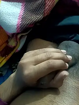 Snapshot of Lovely-boy-ash chatting on 9, 2, 2026 Lovely-boy-ash online show from 9, 2, 2026