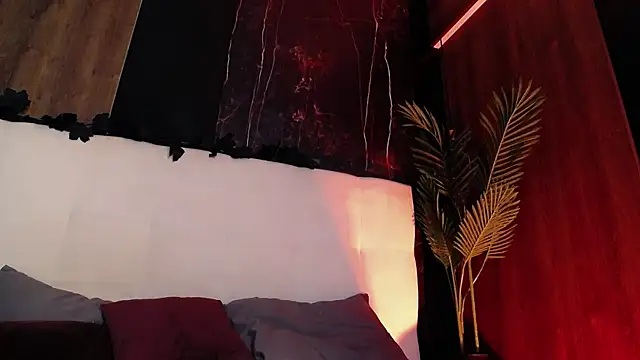 RavenFoxxy online show from 12, 5, 2026