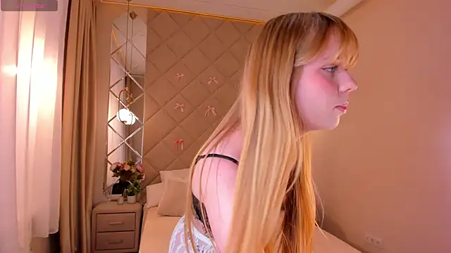 Victori Fox online show from 27, 6, 2026