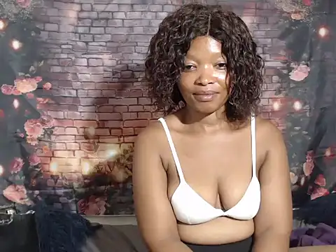 Snapshot of Bootyylicious chatting on 2, 12, 2025 Bootyylicious online show from 2, 12, 2025