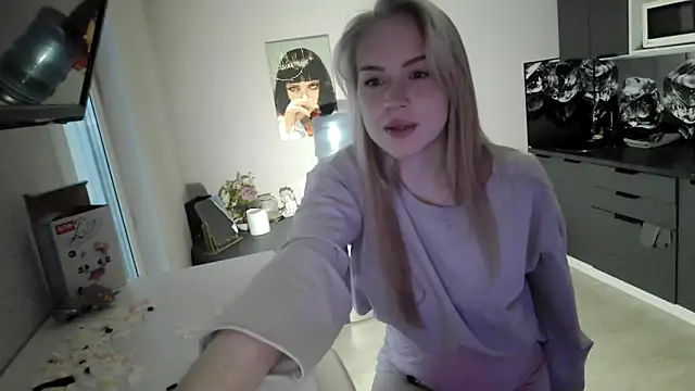 Snapshot of LunaPeony chatting on 1, 2, 2026 LunaPeony online show from 1, 2, 2026