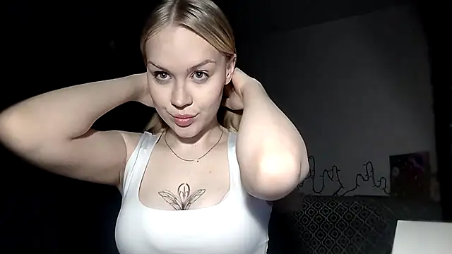 Snapshot of LunaPeony chatting on 16, 3, 2026 LunaPeony online show from 16, 3, 2026