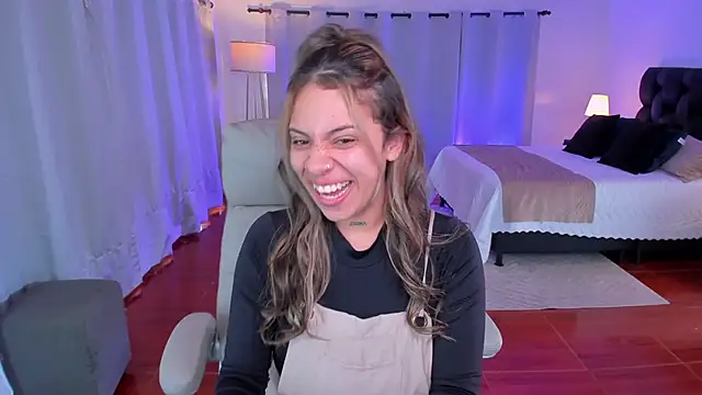 Zara Wolf  online show from 12, 2, 2026