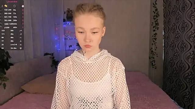 Snapshot of MaireLanda chatting on 10, 3, 2026 MaireLanda online show from 10, 3, 2026