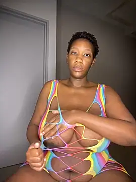 GiantClithpee online show from 2, 3, 2025