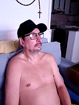 Snapshot of FocussedFreckle chatting on 24, 5, 2026 FocussedFreckle online show from 24, 5, 2026
