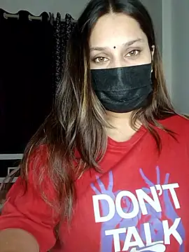 Snapshot of shilpa-singh chatting on 13, 1, 2026 shilpa-singh online show from 13, 1, 2026