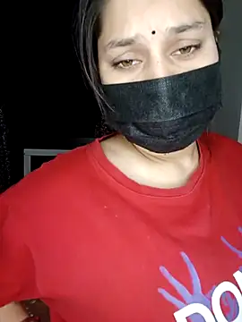 Snapshot of shilpa-singh chatting on 13, 1, 2026 shilpa-singh online show from 13, 1, 2026