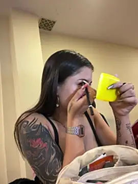Camila Duarte2 online show from 28, 4, 2026