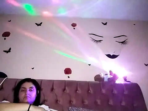 Snapshot of gini92 chatting on 3, 12, 2025 gini92 online show from 3, 12, 2025