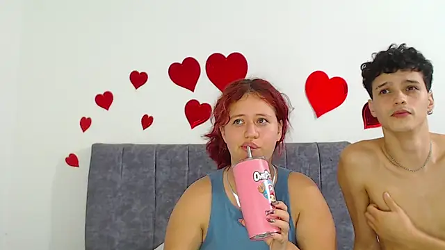 hottie couplee online show from 23, 7, 2026