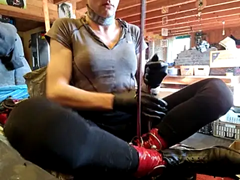 laaralatexxa BDSM online show from 26, 3, 2026