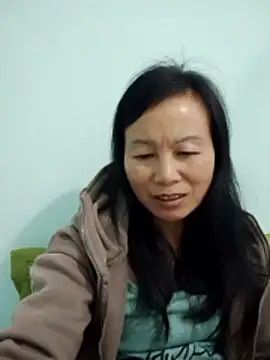 Snapshot of Lili-123k chatting on 18, 12, 2025 Lili-123k online show from 18, 12, 2025