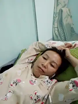 Snapshot of Lili-123k chatting on 21, 12, 2025 Lili-123k online show from 21, 12, 2025