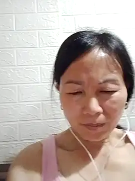 Snapshot of Lili-123k chatting on 22, 3, 2026 Lili-123k online show from 22, 3, 2026