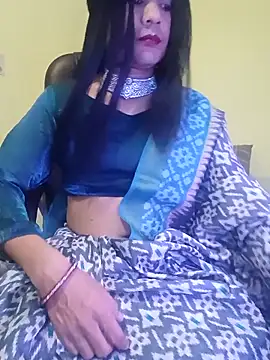 Lovely Ladyboy star online show from 3, 5, 2026