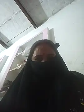 Snapshot of Your-shreya143 chatting on 5, 12, 2025 Your-shreya143 online show from 5, 12, 2025