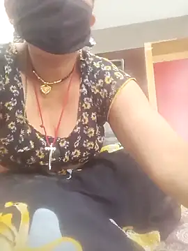 Snapshot of Your-shreya143 chatting on 19, 2, 2026 Your-shreya143 online show from 19, 2, 2026