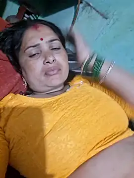Snapshot of Your-shreya143 chatting on 6, 8, 2026 Your-shreya143 online show from 6, 8, 2026