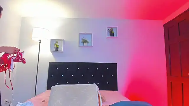 Victoria Rose  online show from 30, 4, 2026
