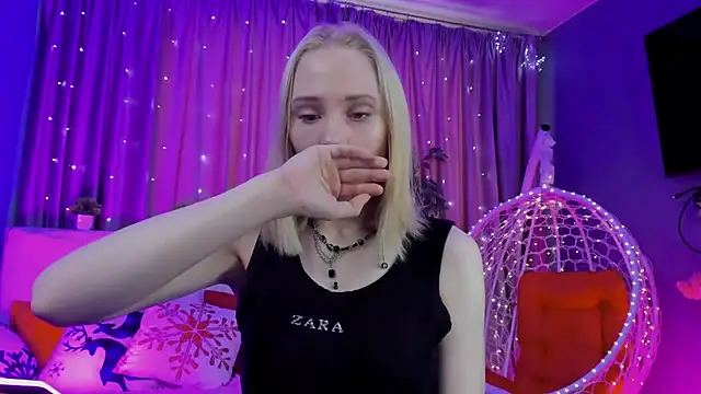 Snapshot of Gina_Gina_love chatting on 27, 2, 2026 Gina Gina love online show from 27, 2, 2026