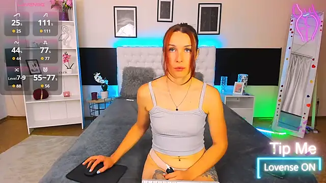 KiraNeeww online show from 22, 7, 2026