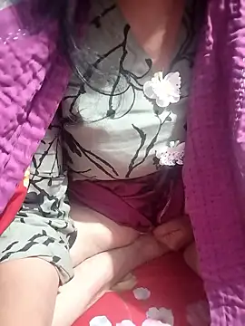 Snapshot of hottyrose69 chatting on 13, 1, 2026 hottyrose69 online show from 13, 1, 2026