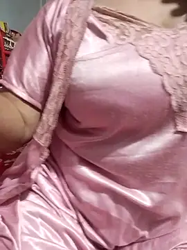 Snapshot of hottyrose69 chatting on 17, 3, 2026 hottyrose69 online show from 17, 3, 2026