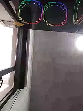 Carameloswing1 online show from 13, 1, 2026