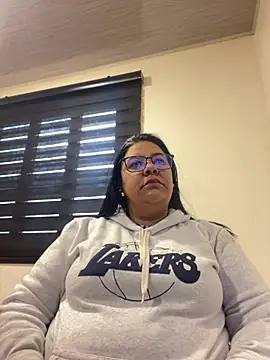 Snapshot of Carameloswing1 chatting on 15, 6, 2026 Carameloswing1 online show from 15, 6, 2026