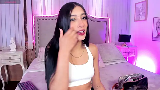 lya  brown online show from 28, 7, 2026