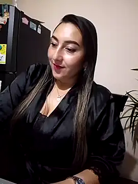 Valeria montana  online show from 15, 12, 2025