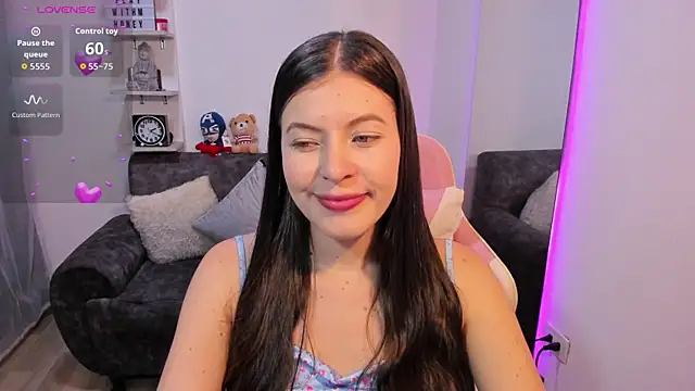 Snapshot of KatieCortes chatting on 13, 1, 2026 KatieCortes online show from 13, 1, 2026