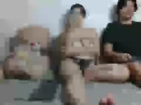 Snapshot of Emilyandjack04 chatting on 5, 3, 2026 Emilyandjack04 online show from 5, 3, 2026