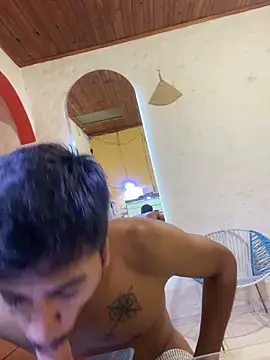 Snapshot of maxI_dick33 chatting on 1, 2, 2026 maxI dick33 online show from 1, 2, 2026