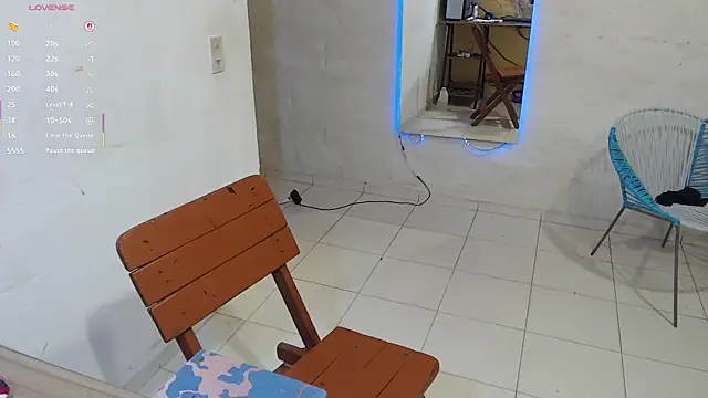 Snapshot of maxI_dick33 chatting on 21, 3, 2026 maxI dick33 online show from 21, 3, 2026