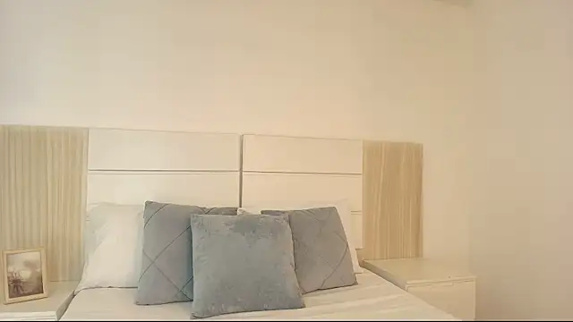 Snapshot of tamara_walter chatting on 7, 3, 2026 tamara walter online show from 7, 3, 2026