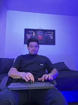 williamsmiiths16 online show from 22, 6, 2026