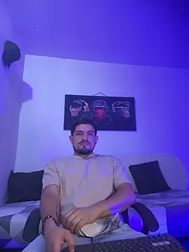 williamsmiiths16 online show from 27, 6, 2026