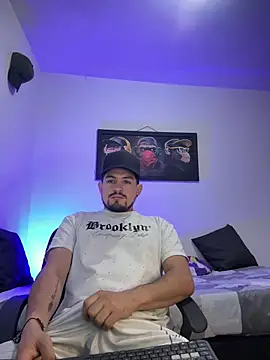 williamsmiiths16 online show from 28, 6, 2026