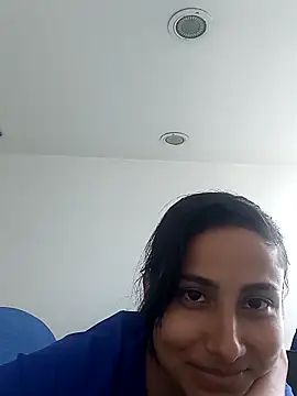 Vera Luna  online show from 19, 12, 2025