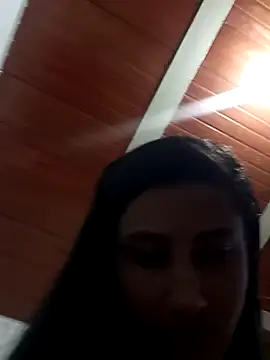 Vera Luna  online show from 16, 4, 2026