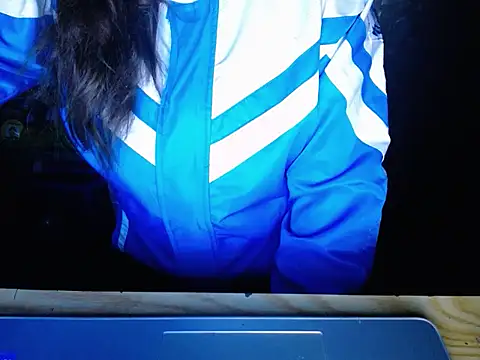 Snapshot of maian_love chatting on 6, 1, 2026 maian love online show from 6, 1, 2026