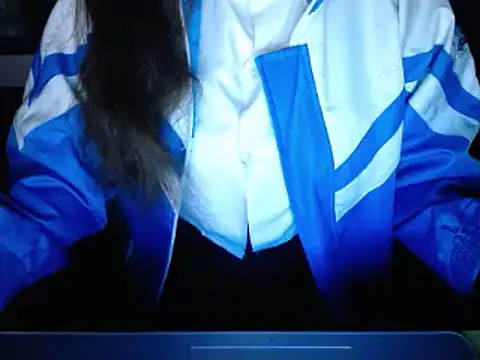 Snapshot of maian_love chatting on 2, 2, 2026 maian love online show from 2, 2, 2026