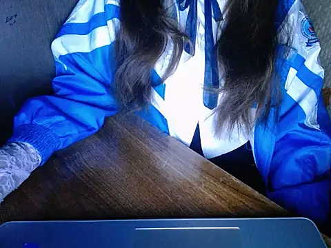 Snapshot of maian_love chatting on 17, 3, 2026 maian love online show from 17, 3, 2026