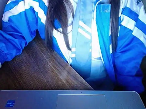 Snapshot of maian_love chatting on 20, 3, 2026 maian love online show from 20, 3, 2026