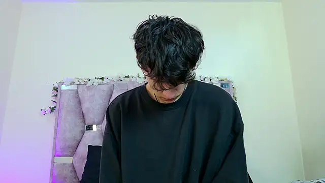 Snapshot of iris_and_damian chatting on 18, 1, 2026 iris and damian online show from 18, 1, 2026