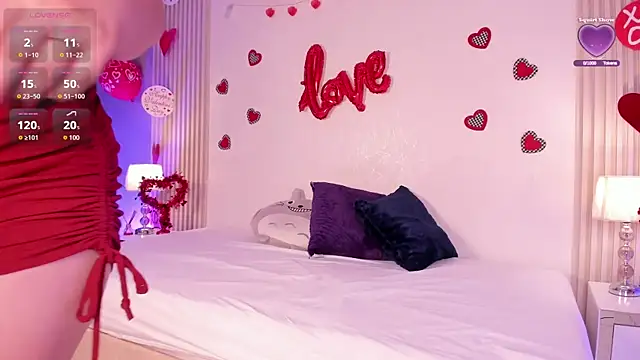 CloeMoon online show from 8, 2, 2026