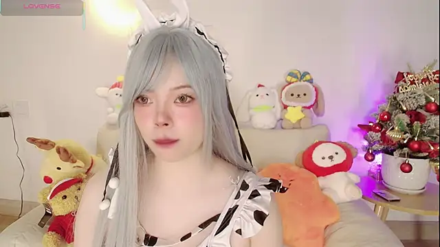 Snapshot of Miyeoonn chatting on 17, 12, 2025 Miyeoonn online show from 17, 12, 2025