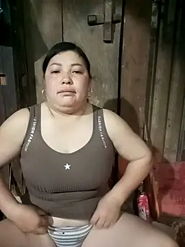 Snapshot of sary-hot2x chatting on 15, 12, 2025 sary-hot2x online show from 15, 12, 2025